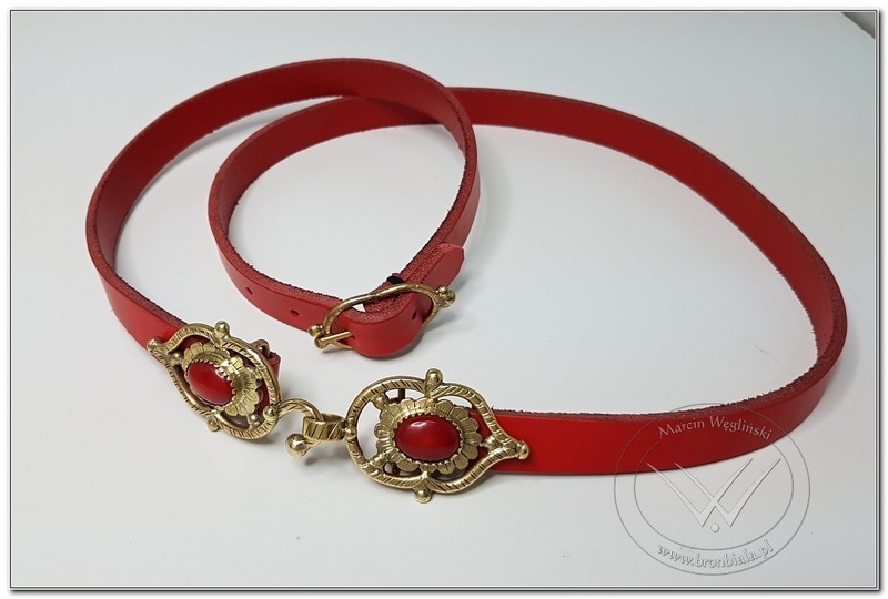 women belts 17th century_001.jpg